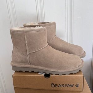 BEARPAW Alyssa Mushroom Boots
